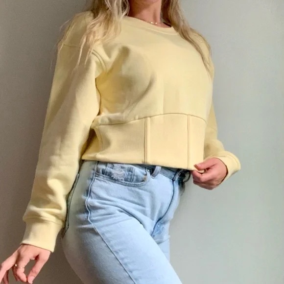 Future Collective x Gabriella Karefa-Johnson Crop Crewneck with Boning - Picture 1 of 5